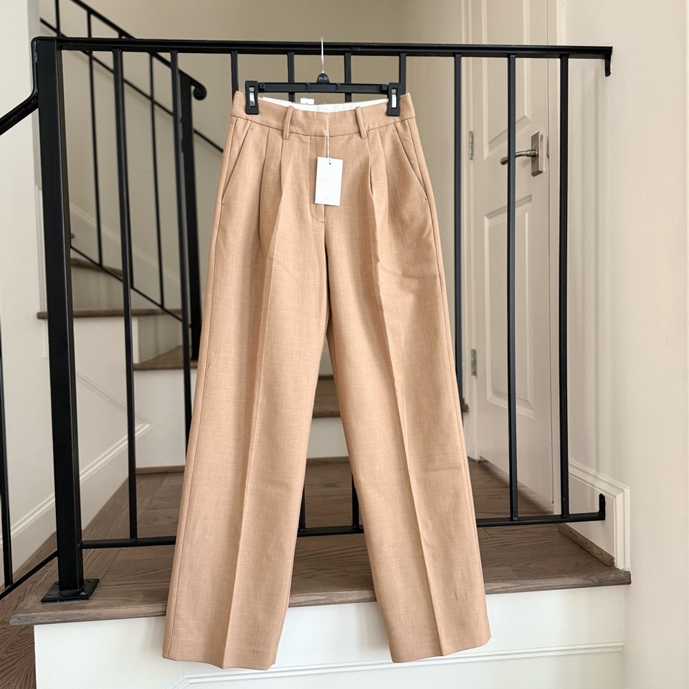 Aritzia The Effortless Pant Curve-Fit - (Re)ssential,Heather Gold Camel Beige 4